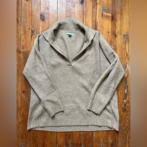 AE Whoa So Soft Oversized Collared Sweater, light brown, size large, EUC